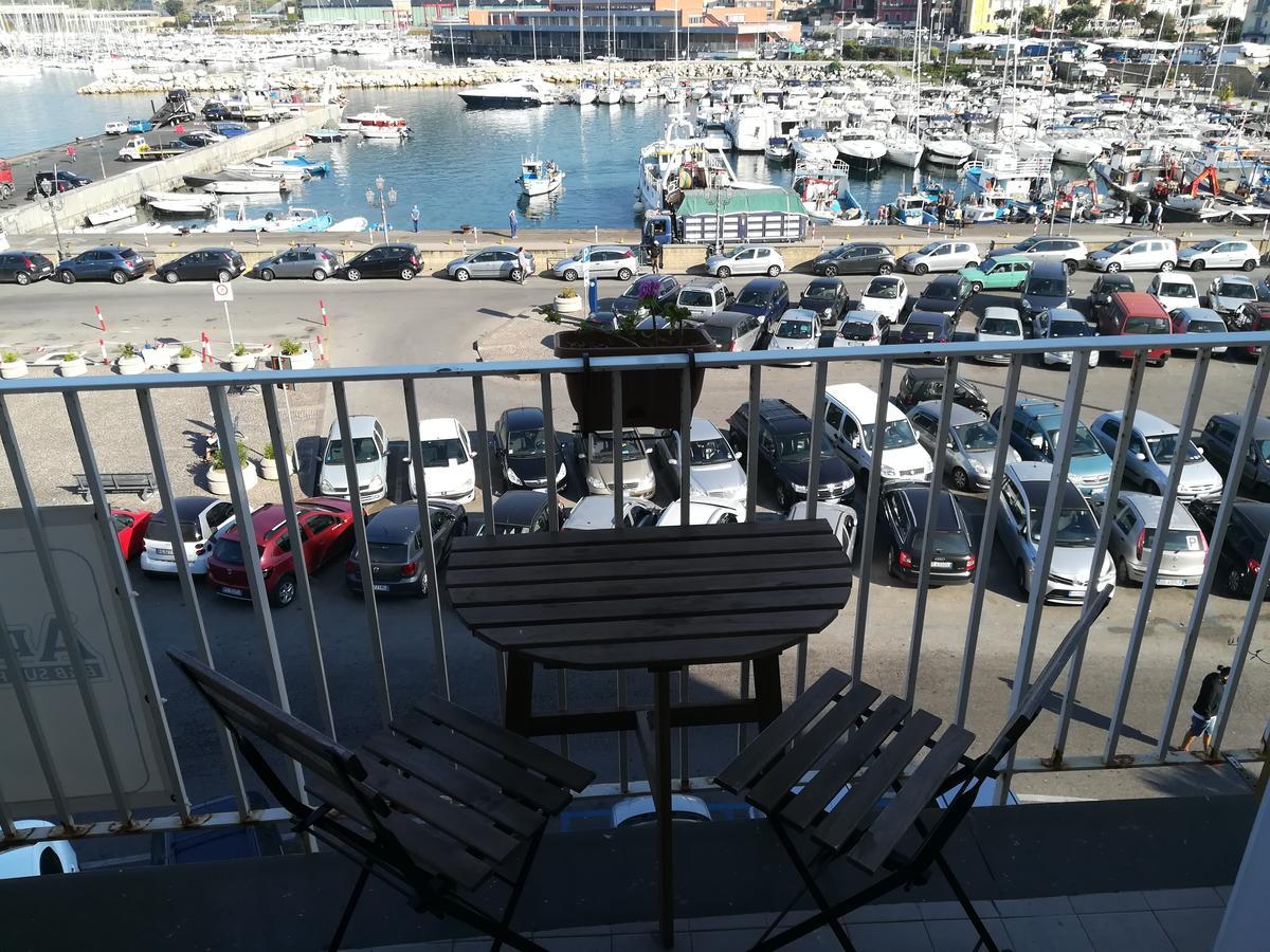 Aria Di Mare Dimorra Bed & Breakfast Pozzuoli Exterior photo
